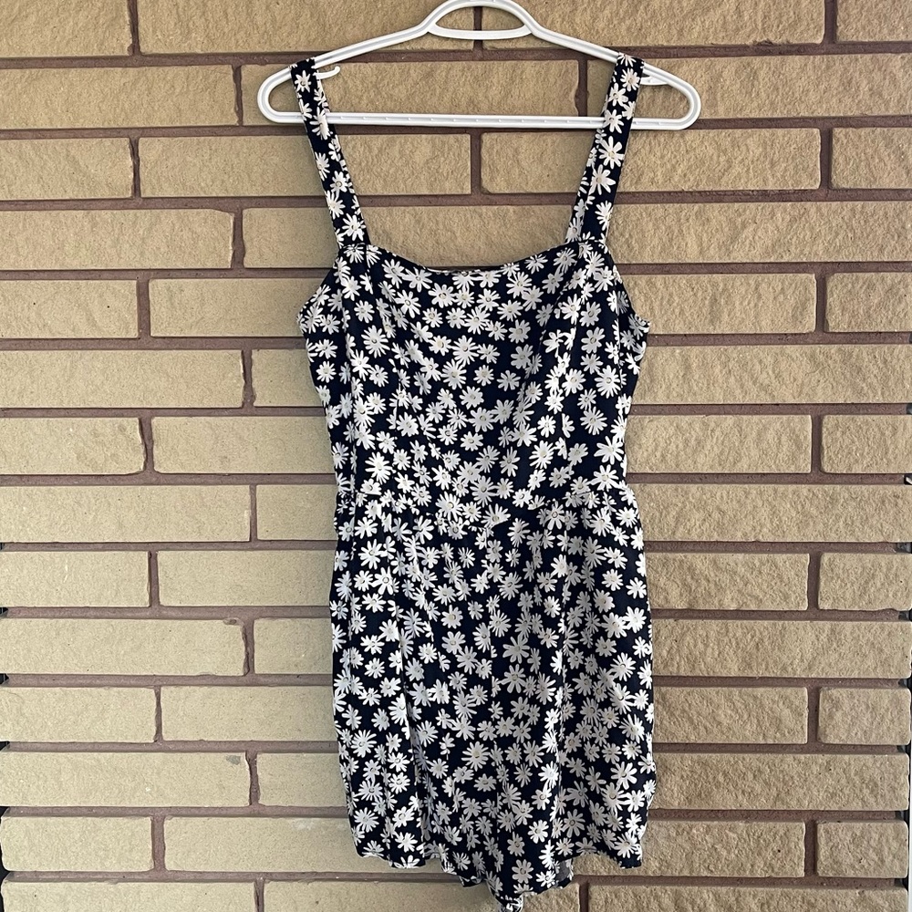 Daisy black romper